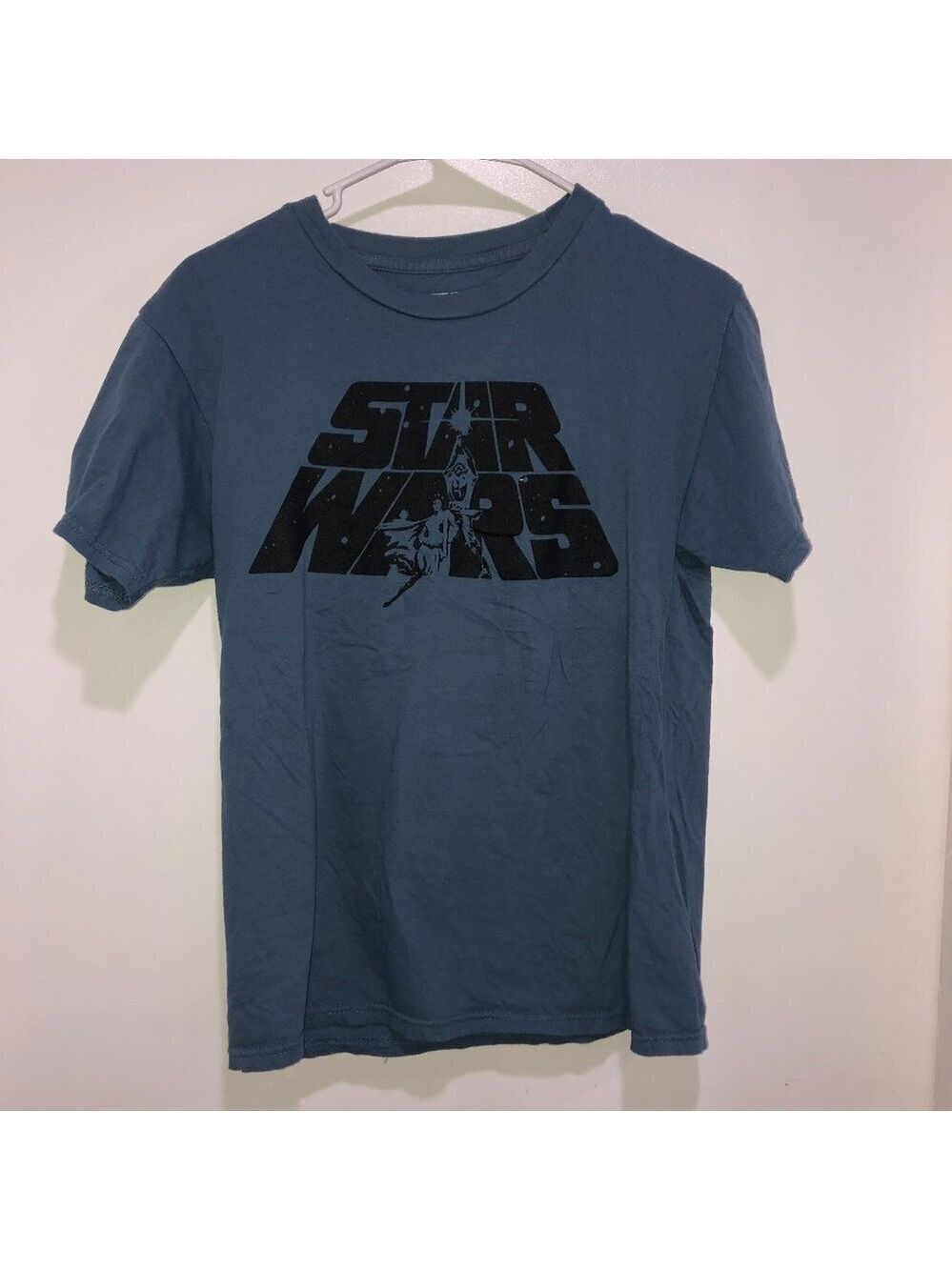 Euc Star Wars graphic tee shirt Size S